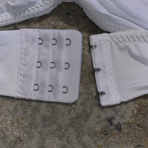 Strm Line Intimates Lot Of 2 Wireless Bras Size 34B White & Blue Silky - Picture 6 of 12